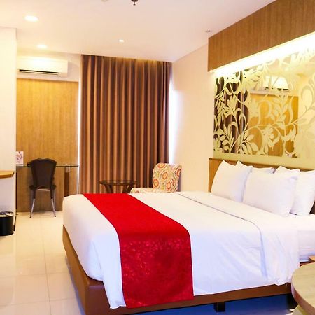 West Point Hotel Bandung Exterior foto
