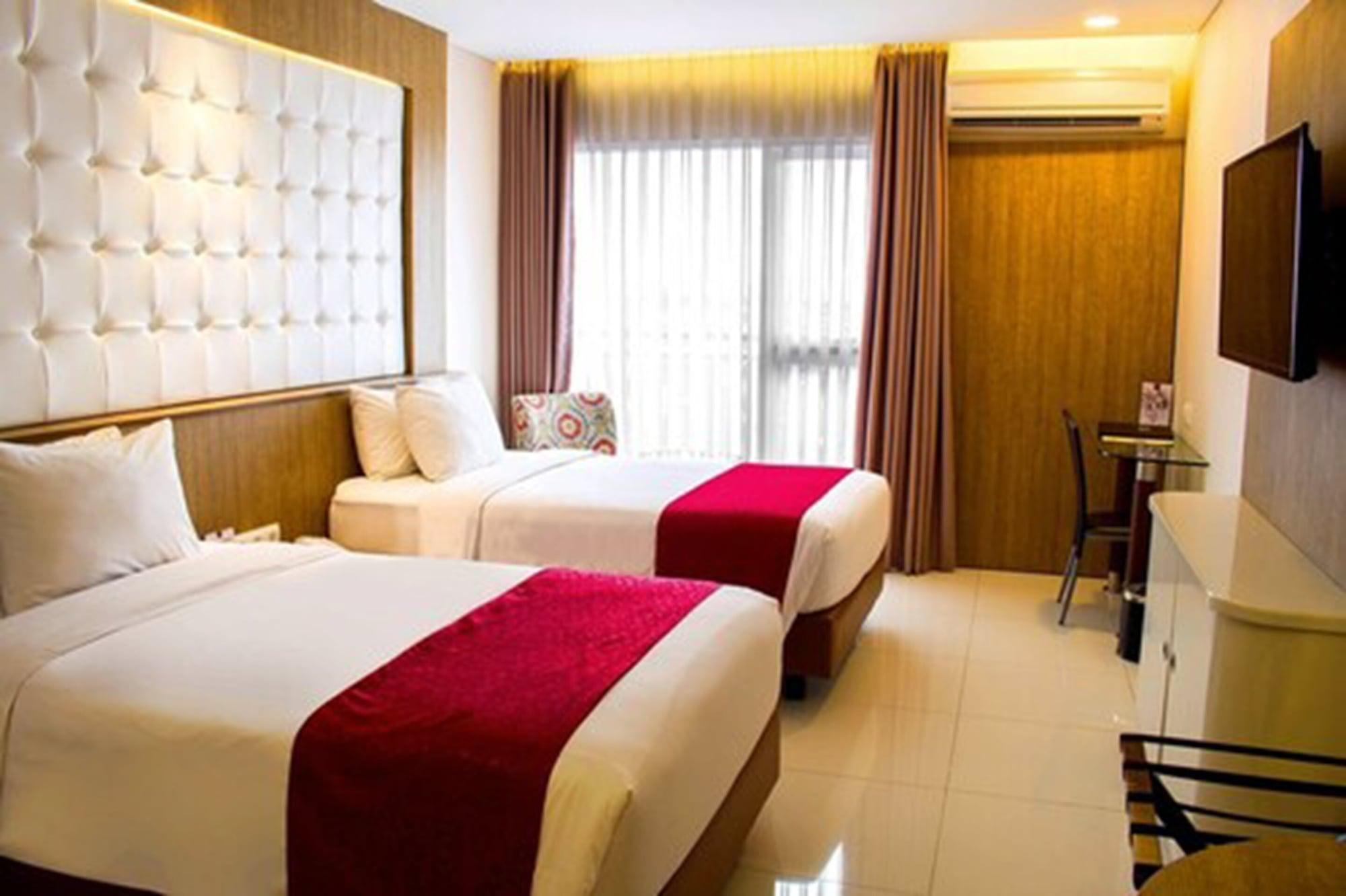 West Point Hotel Bandung Exterior foto