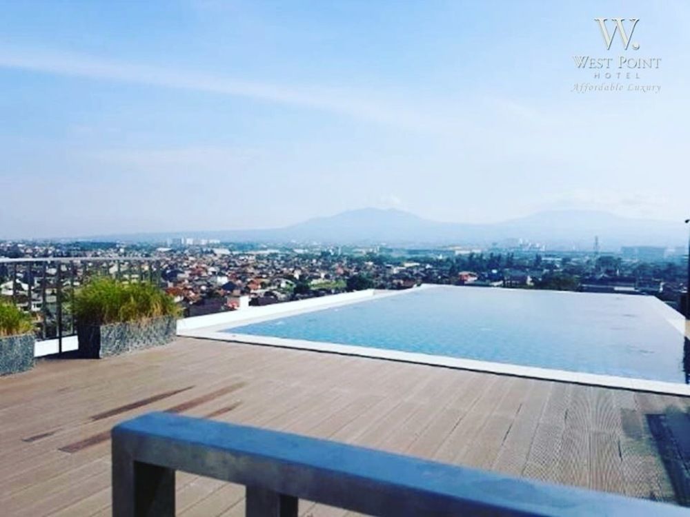 West Point Hotel Bandung Exterior foto