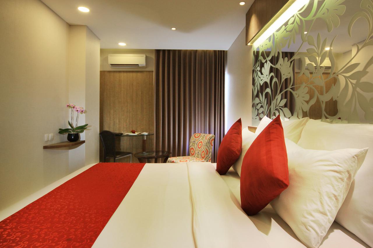West Point Hotel Bandung Exterior foto