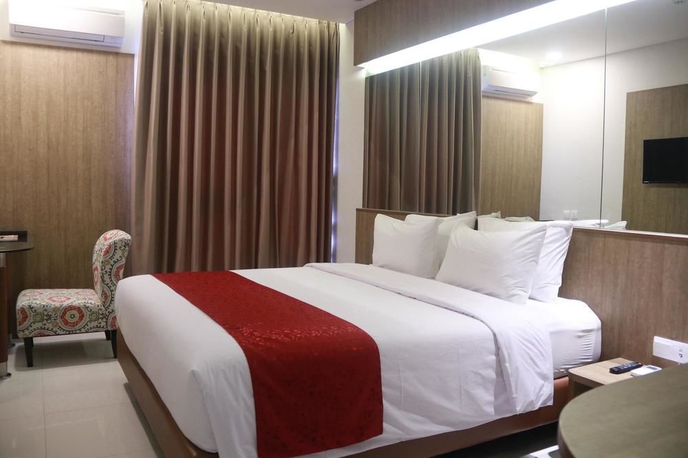 West Point Hotel Bandung Exterior foto